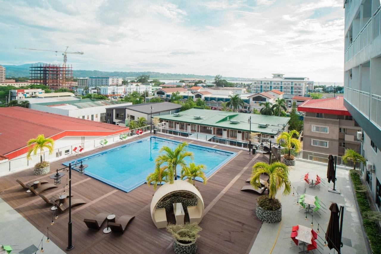 Subic Riviera Hotel And Residences Olongapo Extérieur photo